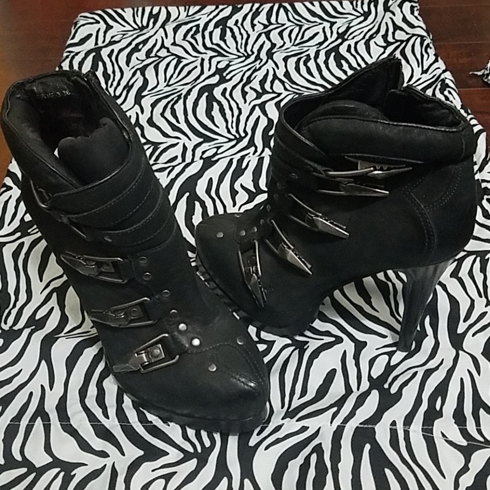 Booty stiletto